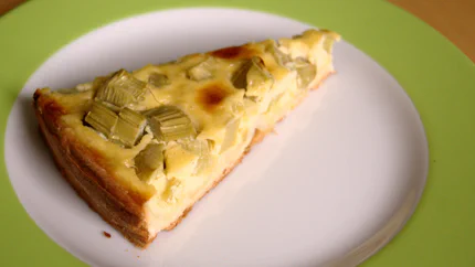 Bild von RhabarberkuchenMitHefeteig_0.jpg